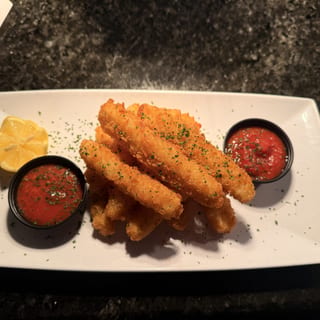 Fried Calamari Grand Filets