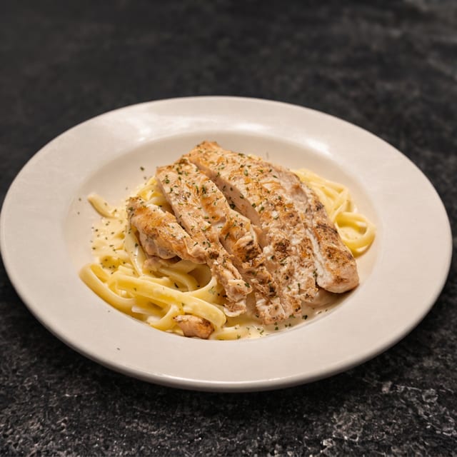 Kids Chicken & Spaghettini.