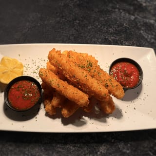 Fried Calamari Grand Filets